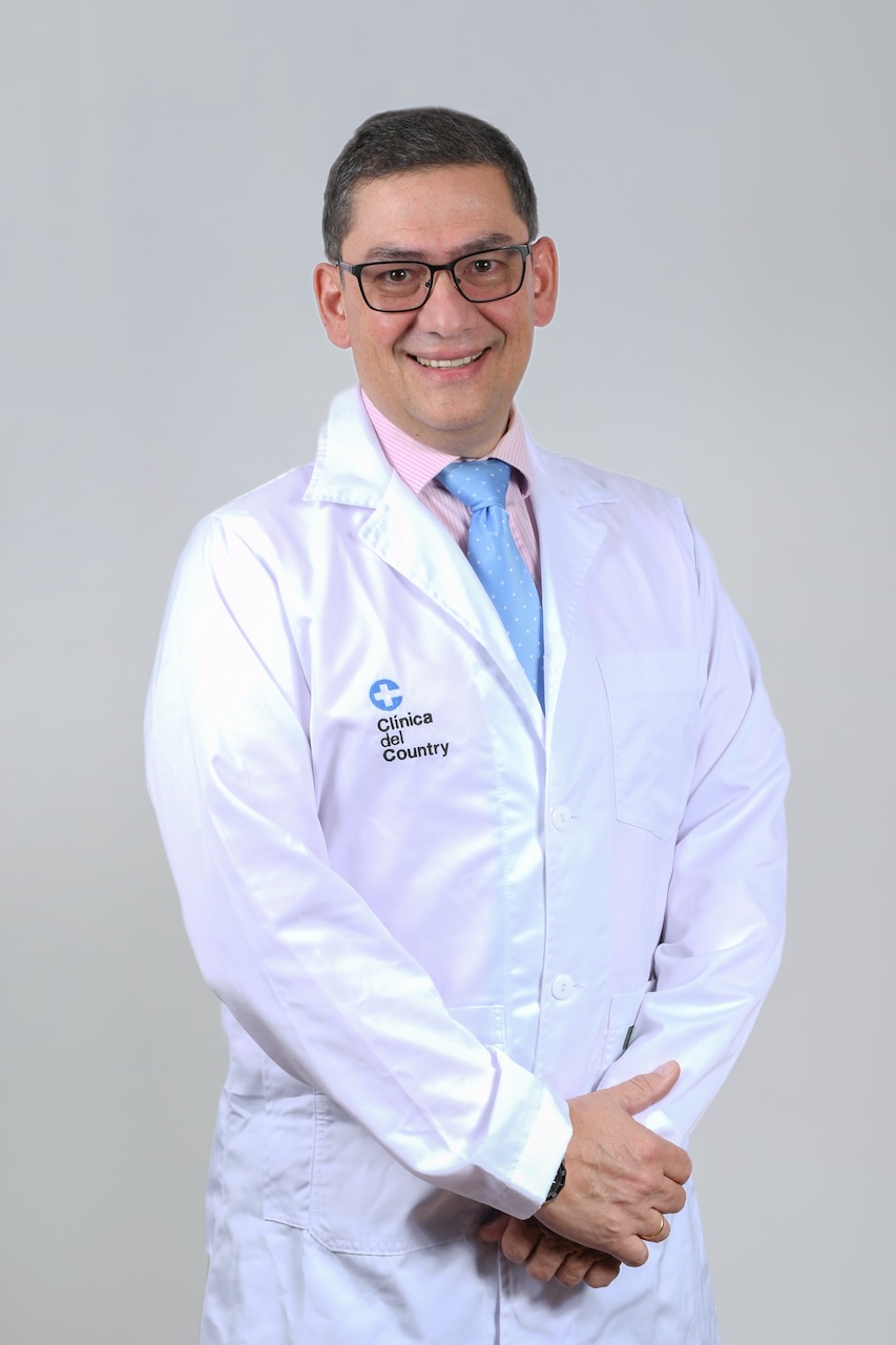 Dr. Henry Everardo Rodríguez Hernández