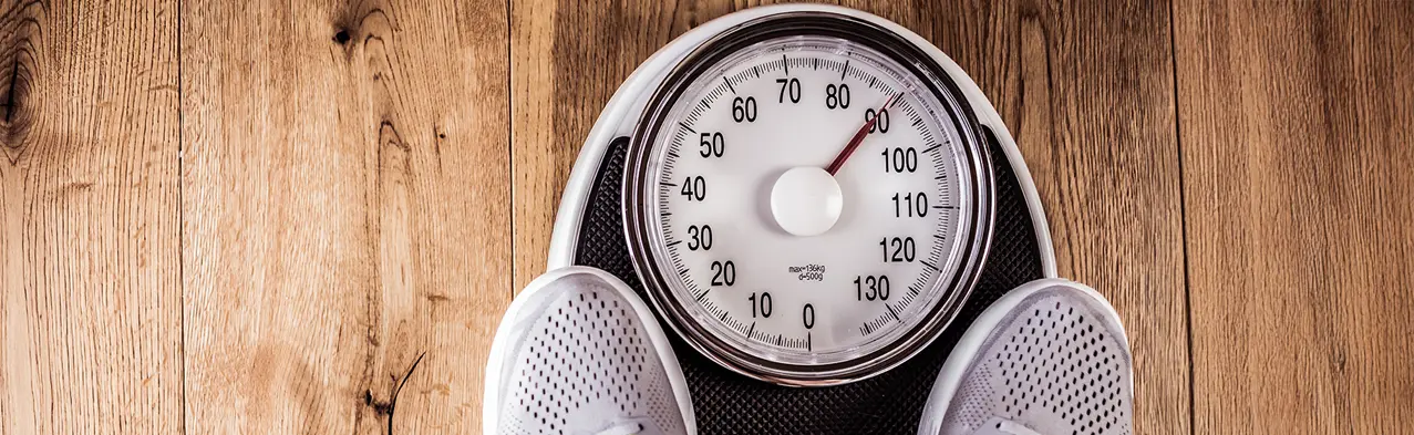 Más allá de la báscula: Entendiendo la obesidad como una enfermedad metabólica crónica regulada por el cerebro y las hormonas